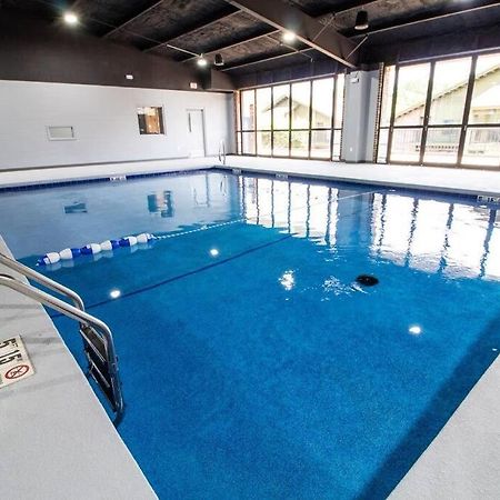 Pet Friendly Boho Condo With Pool--Fitness Center--Next To The Branson Landing--Close To Convention Center And Kanakuk المظهر الخارجي الصورة