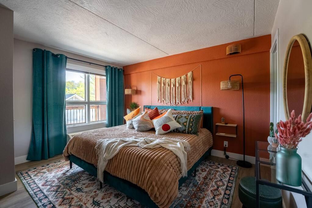 Pet Friendly Boho Condo With Pool--Fitness Center--Next To The Branson Landing--Close To Convention Center And Kanakuk المظهر الخارجي الصورة